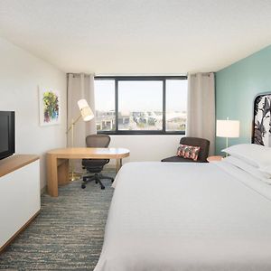 Club Level King Room